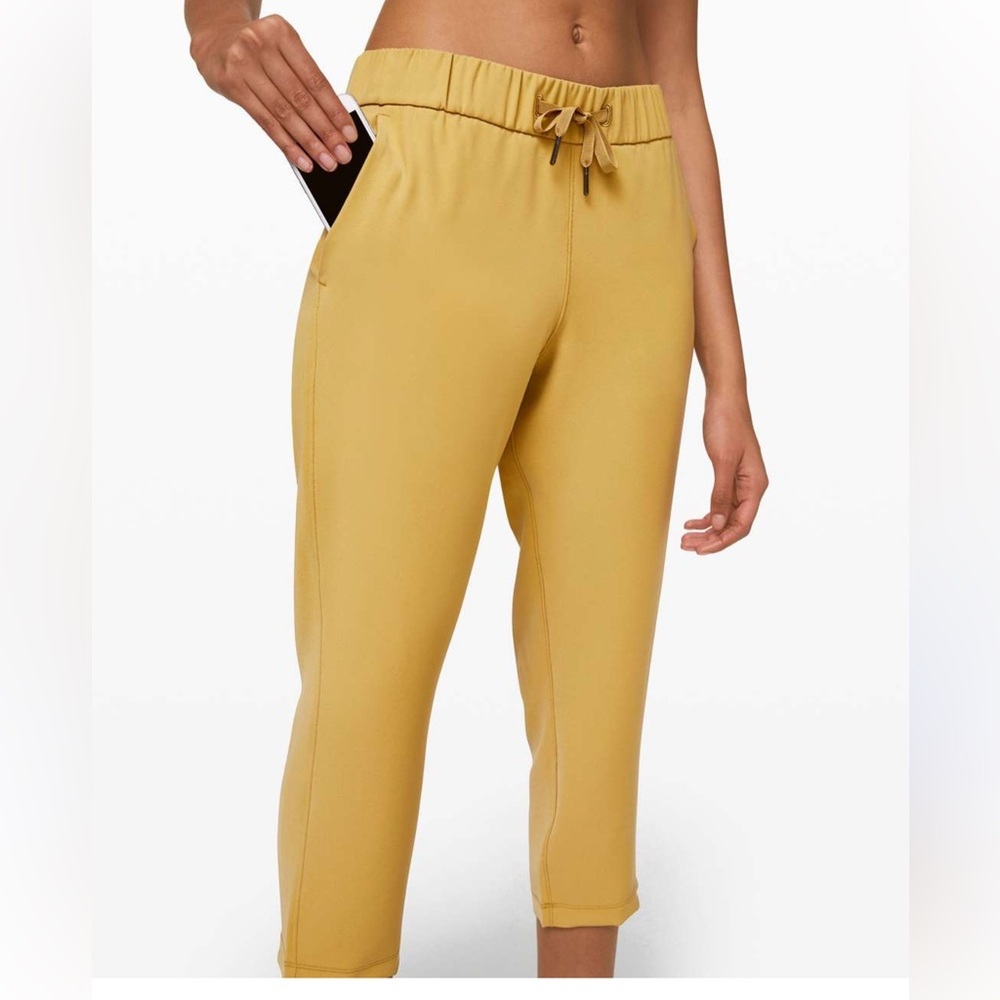 Lululemon Athletica Mustard Cropped Pants